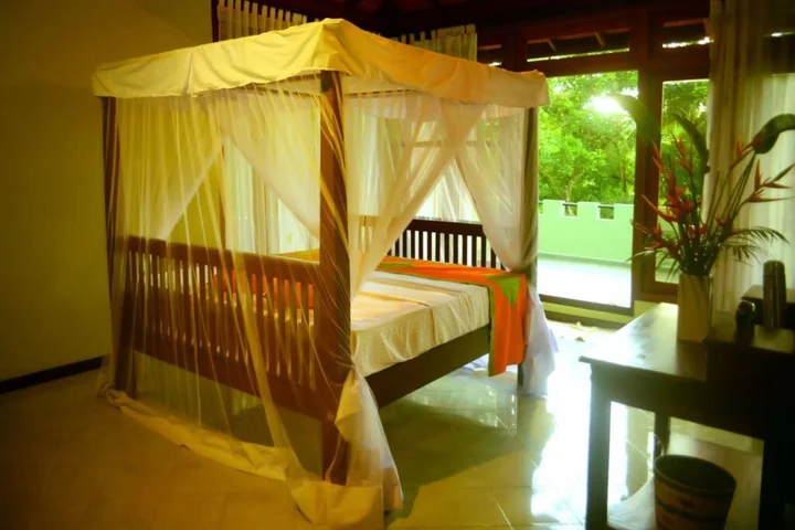 Унаватуна: Tropical Retreat