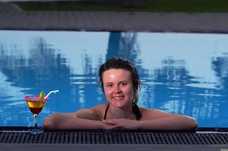 Унаватуна: Unawatuna Mbr Resort