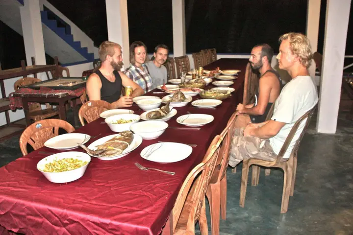 Ахангама: Asanka Surf House