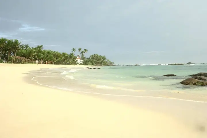 Ахангама: Asanka Surf House