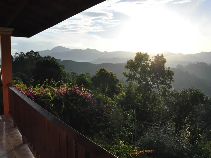 Элла: Sky Green Resort