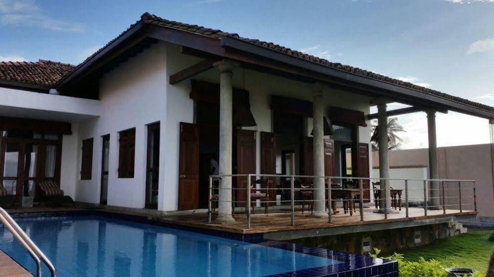 Унаватуна: Villa Saldana