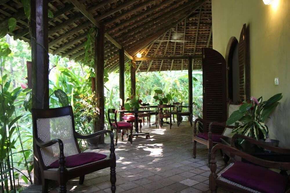 Унаватуна: Secret Garden Villa