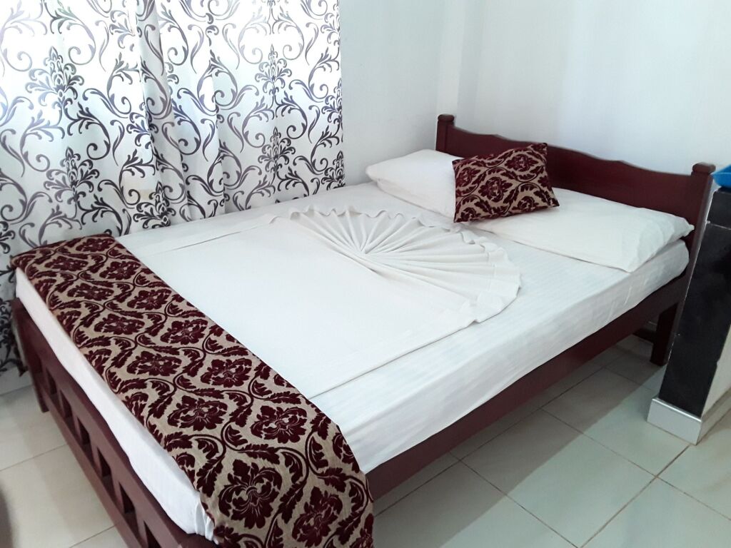 Элла: Ella Grand Peak Hotel