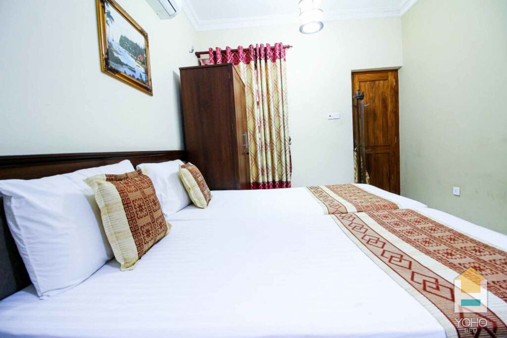 Гора Lavinia: Yoho Emirates Inn