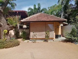 Аругам-Бэй: Surf & Relax Inn Arugambay