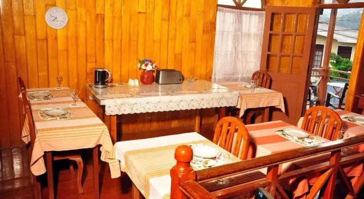 Канди: Primrose Inn Kandy