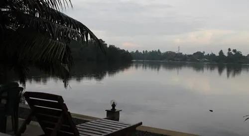Бентота: Riverside Inn Fuji