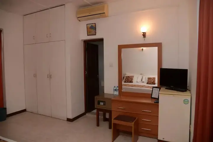 Бентота: Riverside Inn Fuji
