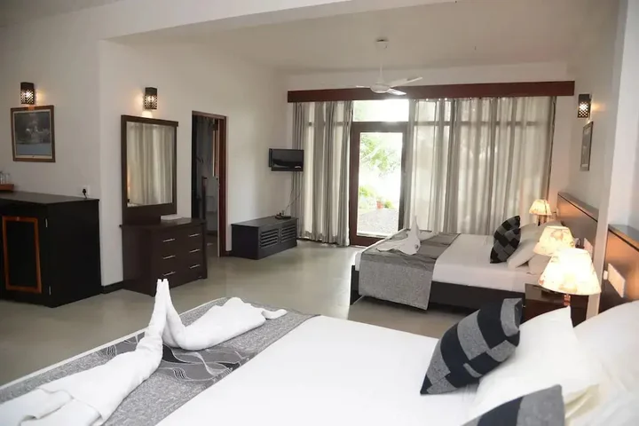 Бентота: Riverside Inn Fuji