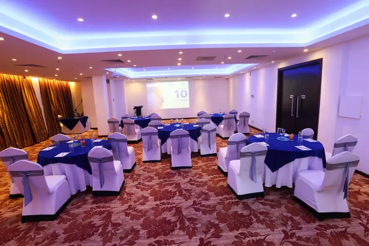 Коломбо: Отель Best Western Elyon Colombo
