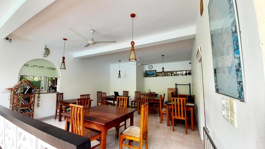 Унаватуна: The Lodge Unawatuna