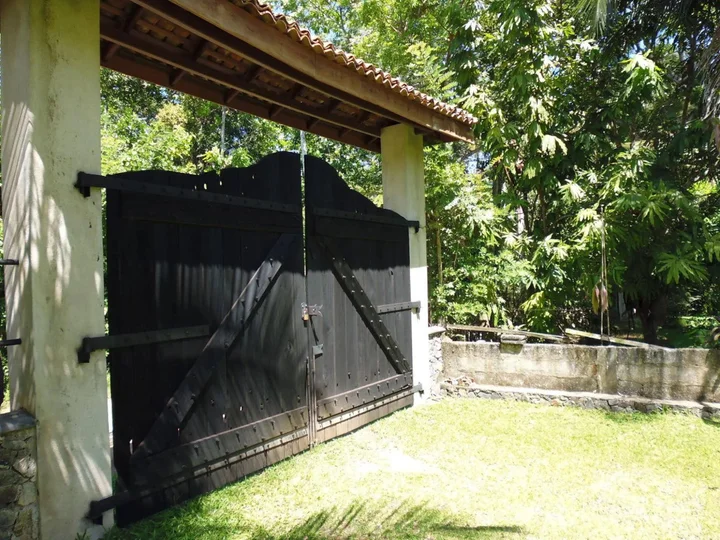 Полватумодара: Lanrich Villa