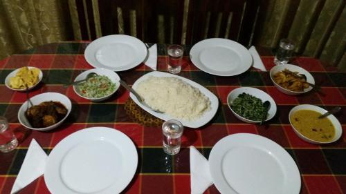 Бандаравела: S&S Guest Inn