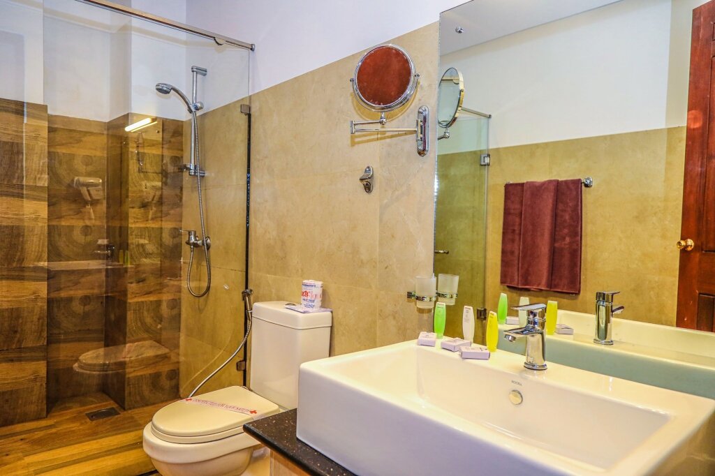 Канди: Oak Ray Regency Hotel