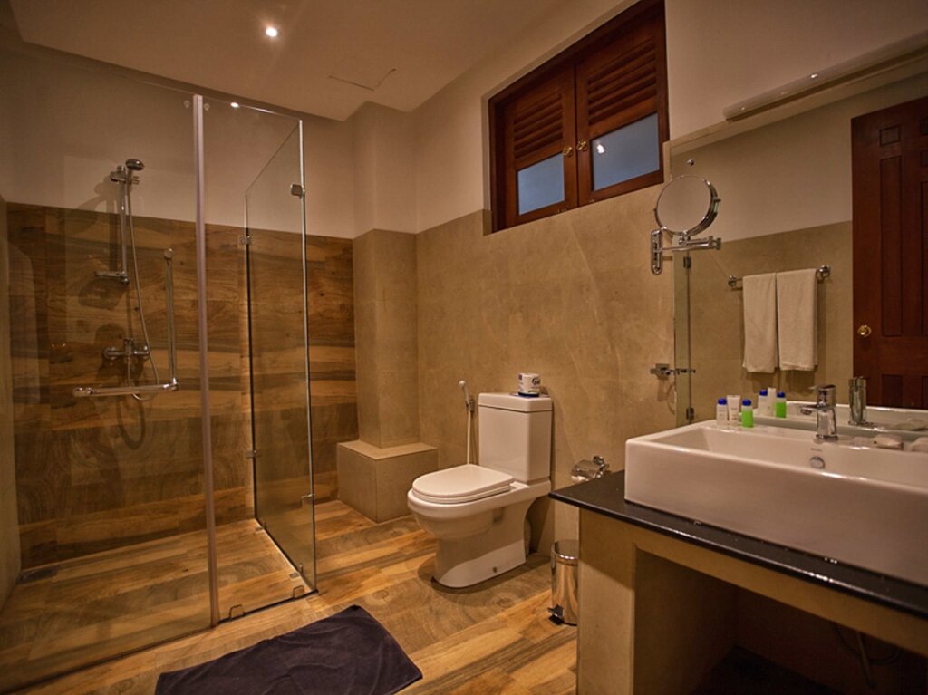 Канди: Oak Ray Regency Hotel