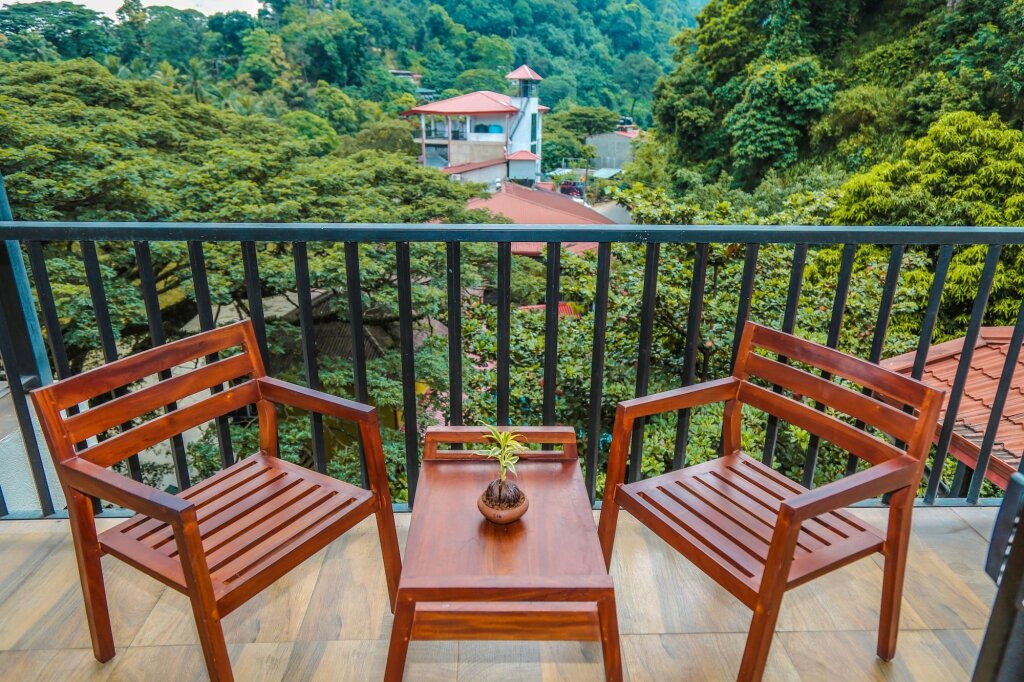 Канди: Oak Ray Regency Hotel