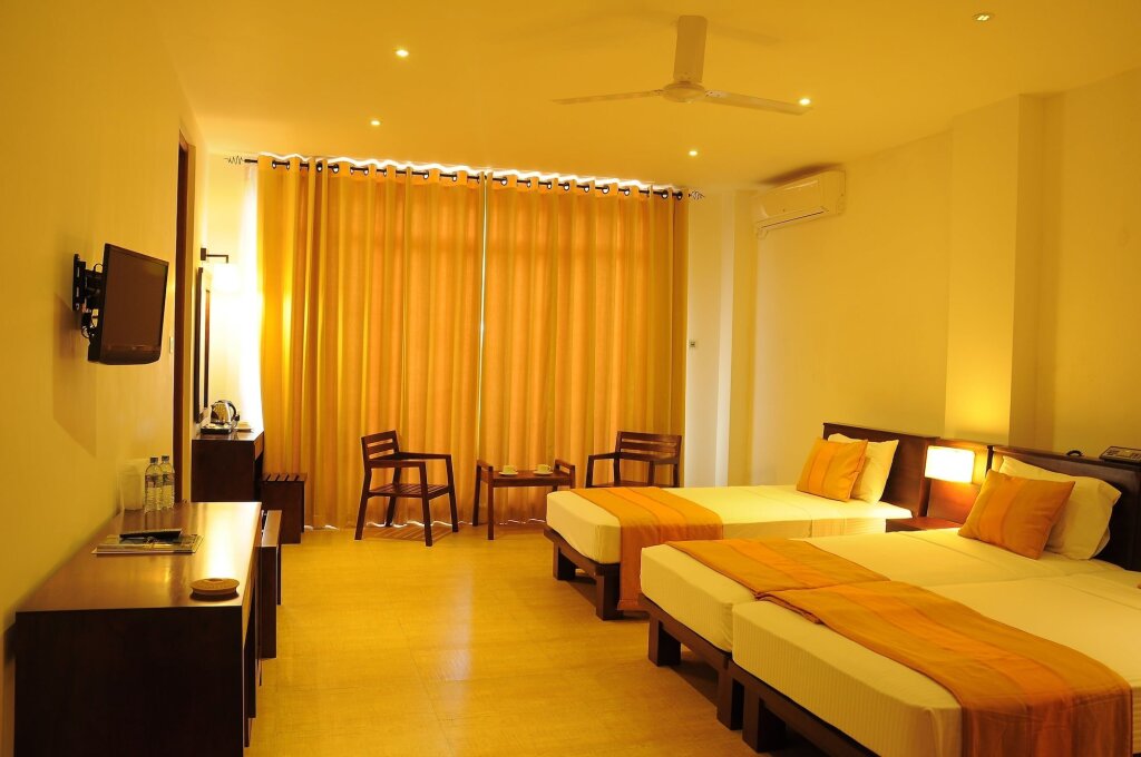 Канди: Oak Ray Regency Hotel