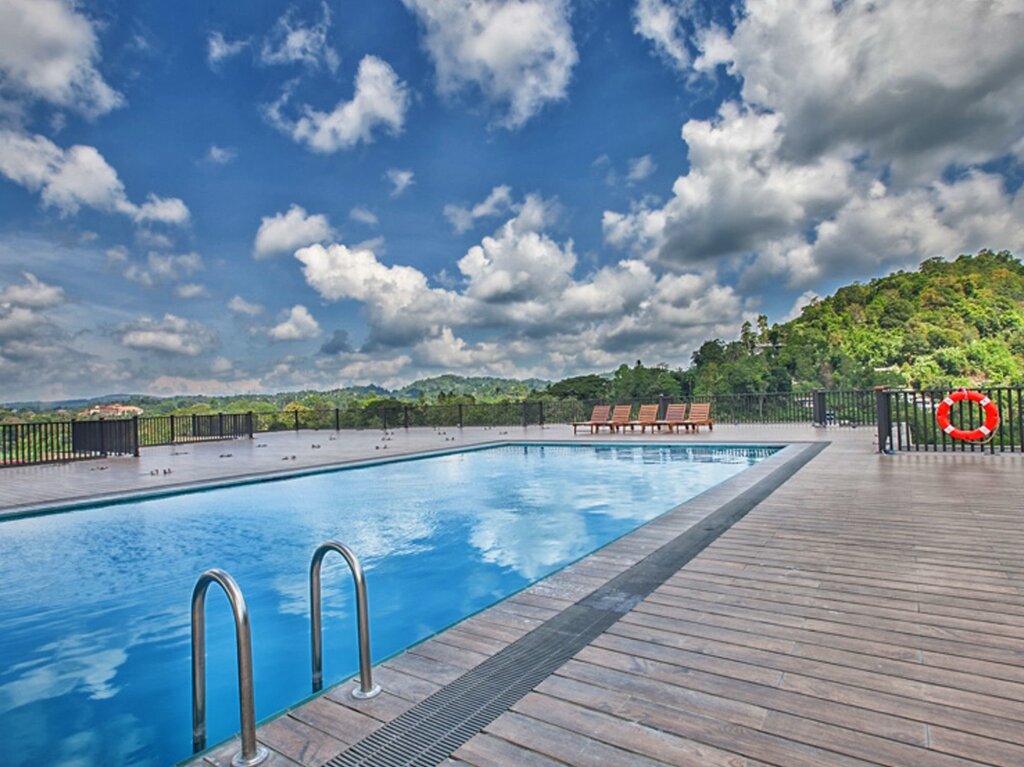 Канди: Oak Ray Regency Hotel