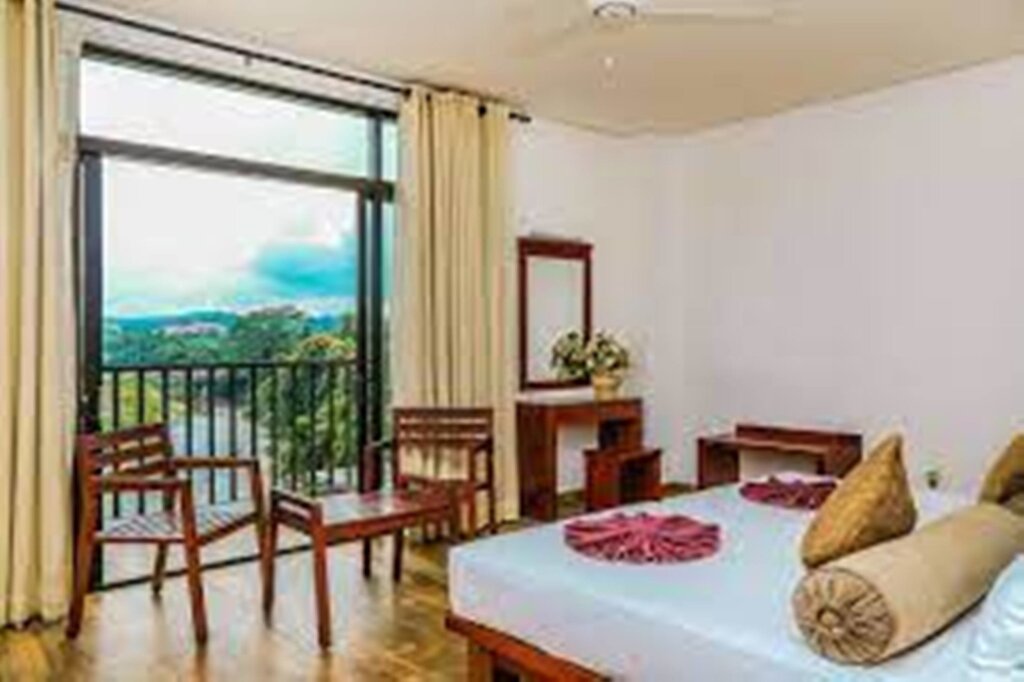 Канди: Oak Ray Regency Hotel