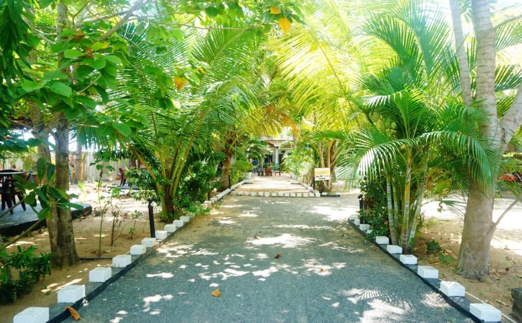 Аругам-Бэй: Star Rest Beach Hotel Arugambay