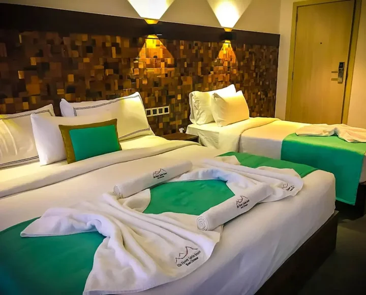 Элла: Ella Flower Garden Resort