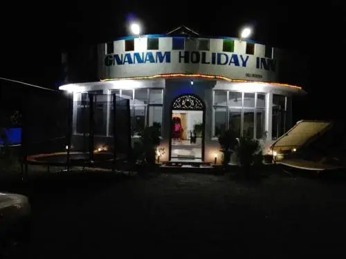Калкудах: Gnanam Holiday Inn