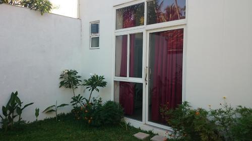 Мирисса: Sea Breeze Hotel