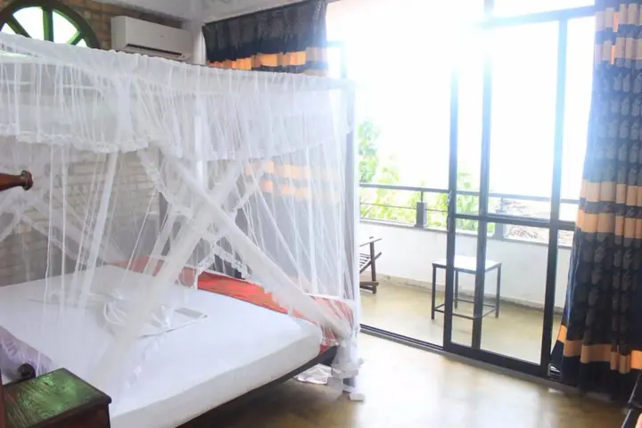 Унаватуна: Manidi Beach Resort
