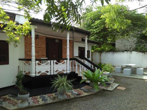 Велигама: Online Beach Guest House