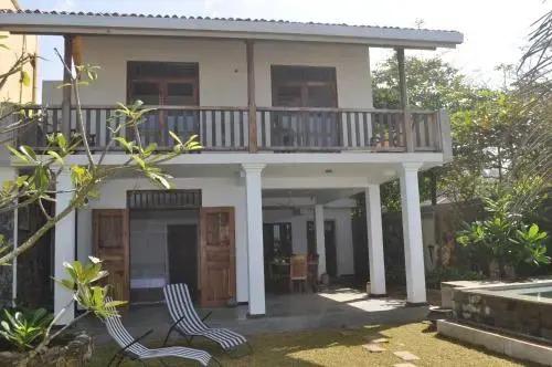 Унаватуна: Villa Pinthaliya