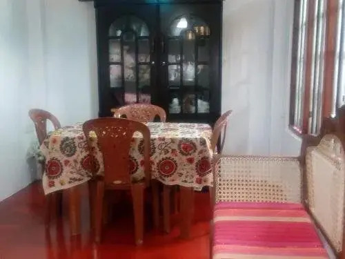 Унаватуна: White Lotus Villa