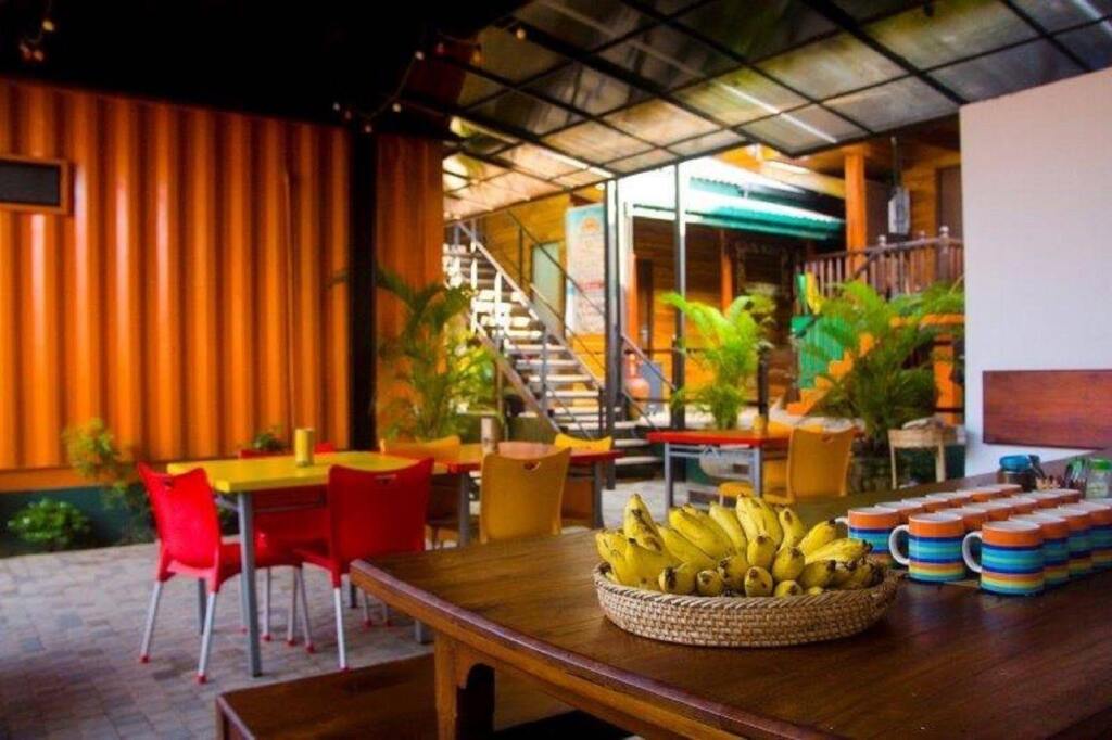 Мирисса: Hangover Hostels at Mirissa