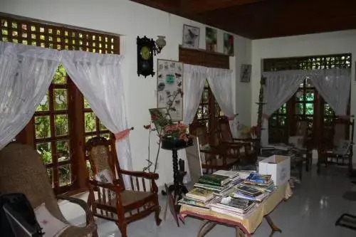 Денийяйя: Sinharaja Rest