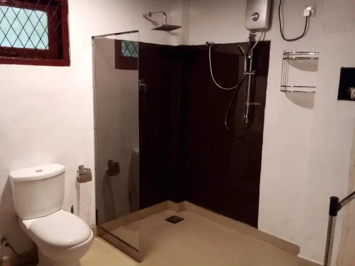 Пиннавала: Diyagal Villa