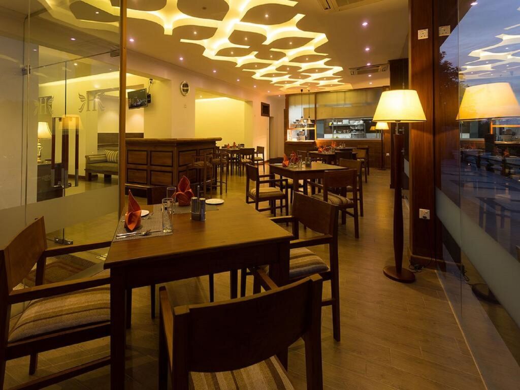 Канди: Heaven Seven Kandy