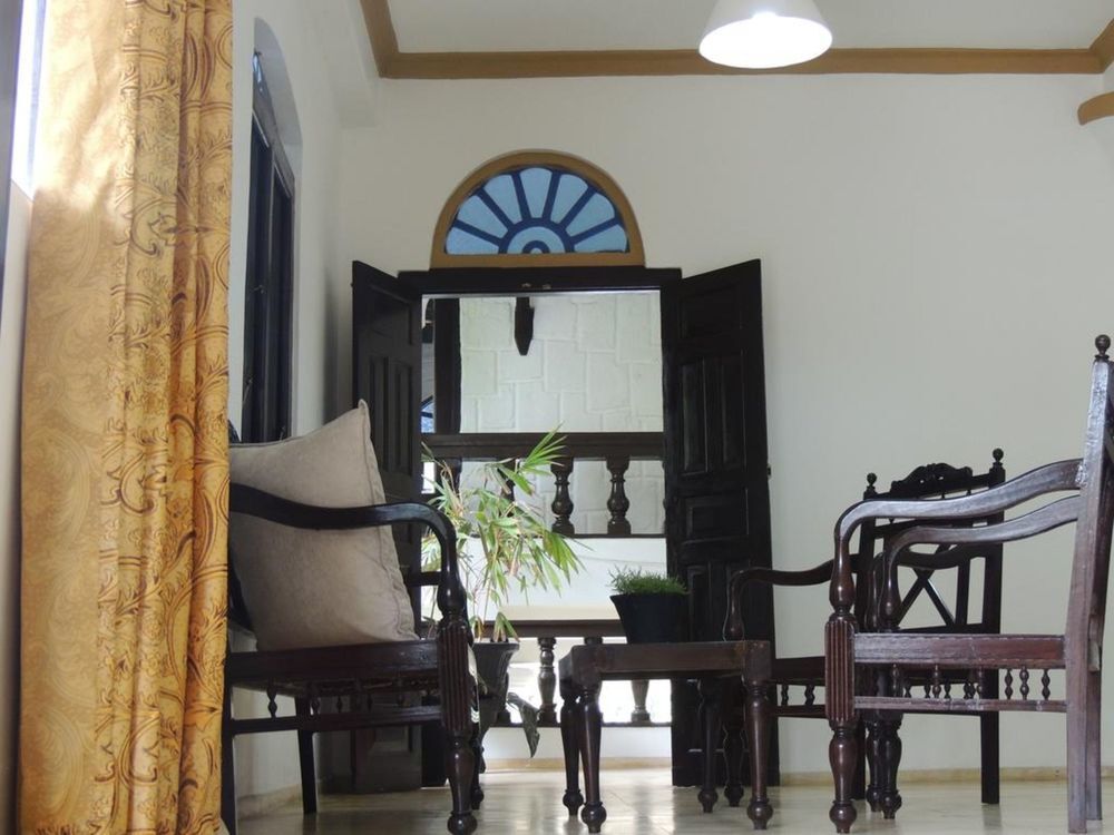 Унаватуна: The Villa Hotel