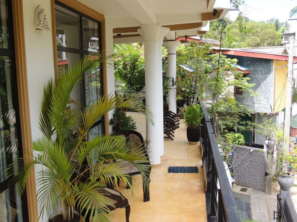 Унаватуна: The Villa Hotel