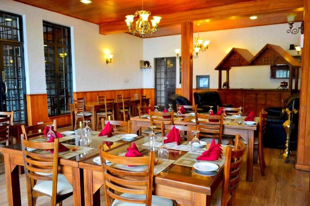 Бандаравела: Yoho River Side Inn