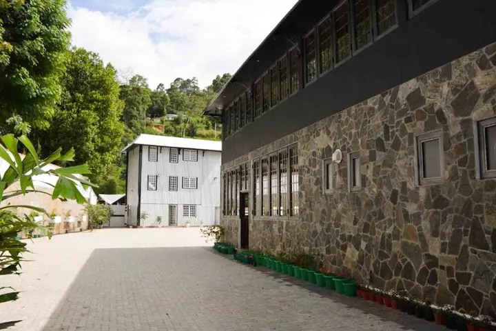 Бандаравела: Yoho River Side Inn