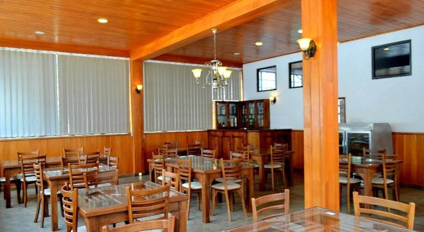 Бандаравела: Yoho River Side Inn
