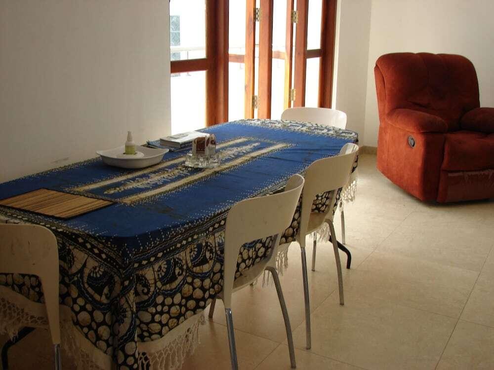 Коломбо: Ocean Breeze Apartment Colombo