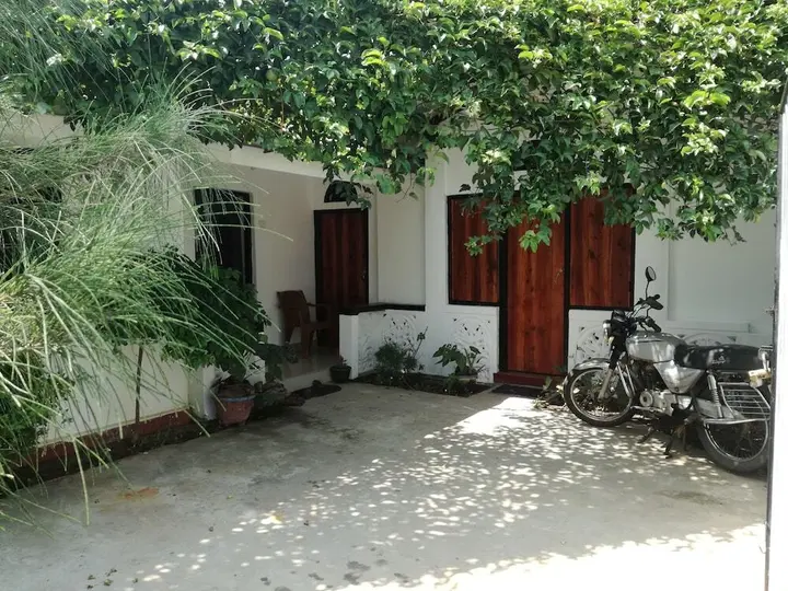 Аругам-Бэй: 20 House Arugam