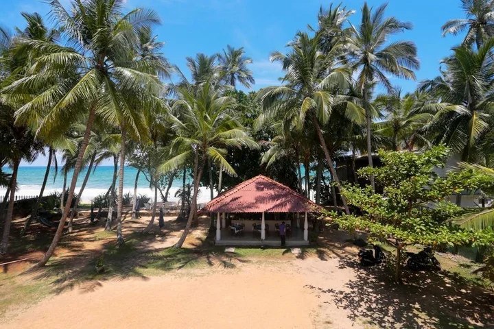 Унаватуна: Crazy Coconut Villa