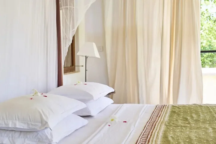 Ахангама: Samadara Estate, Midigama