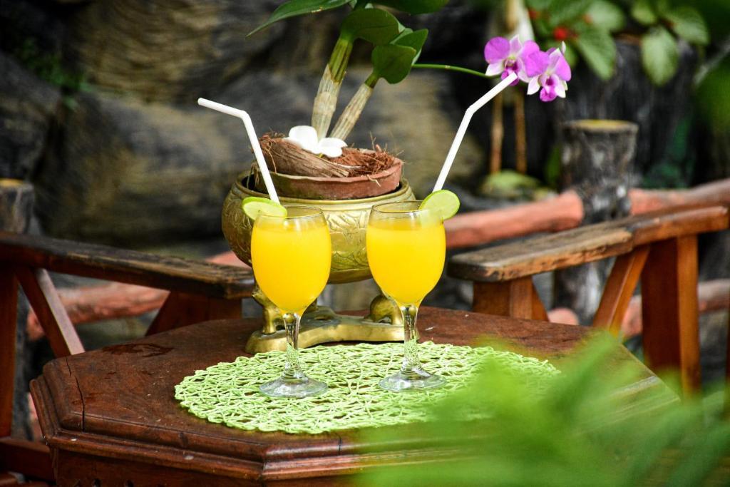 Индурува: Sri Villas