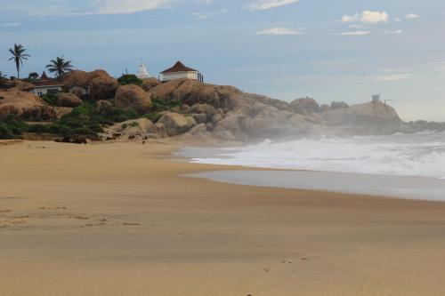 Киринда: Kamlo Beach Resort