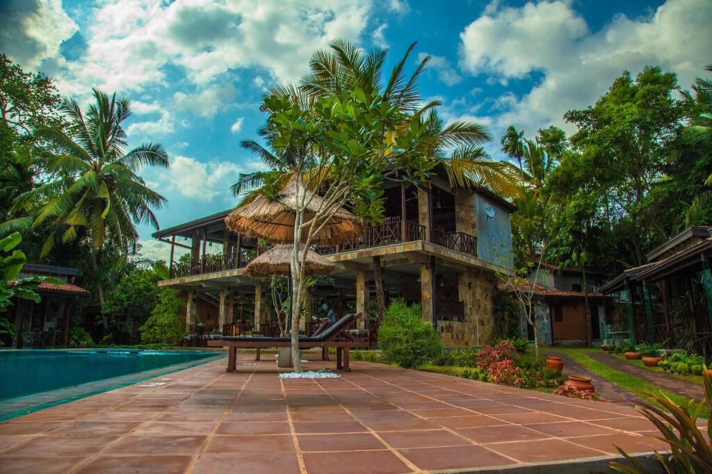 Пиннавала: Villa Pinnawala & Restaurant