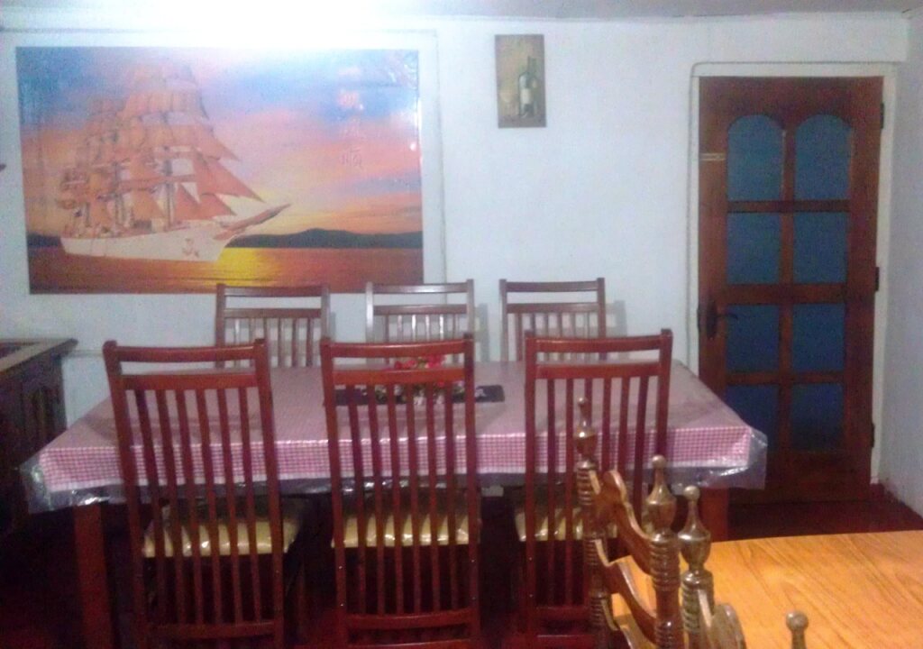 Нувара-Элия: Andrews Hostel