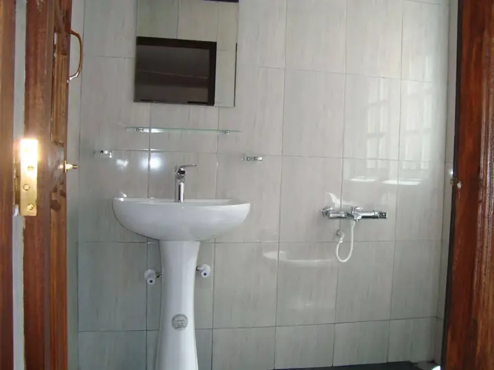 Нувара-Элия: Andrews Hostel